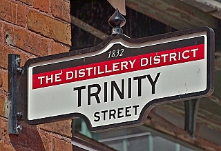 Historická čtvrť The Distillery District v Torontu (Kanada)