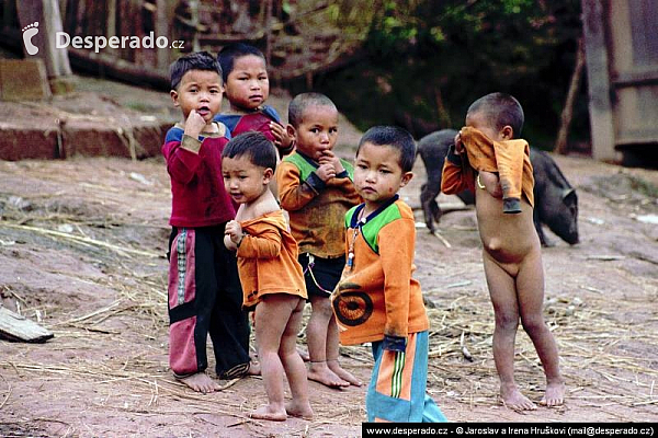 Vesnice kmene Akha (Laos)