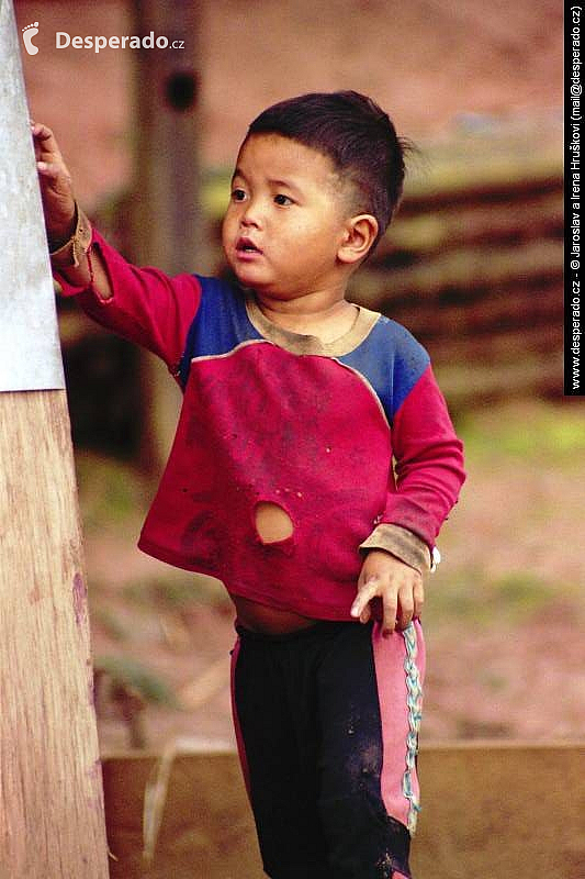 Vesnice kmene Akha (Laos)