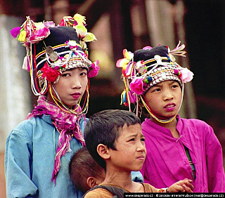 Vesnice kmene Akha (Laos)