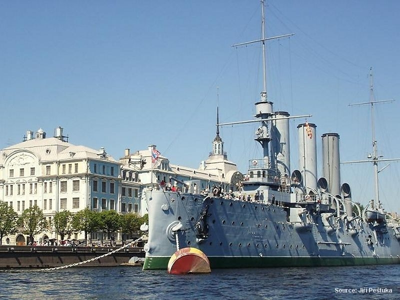 Křižník Aurora v Petrohradě (Rusko)