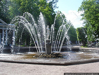 Petrodvorec - Petěrgof (Rusko)