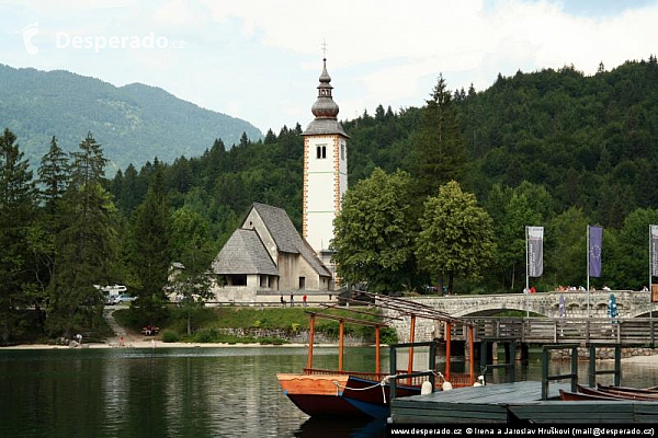 Bohinjské jezero (Slovinsko)