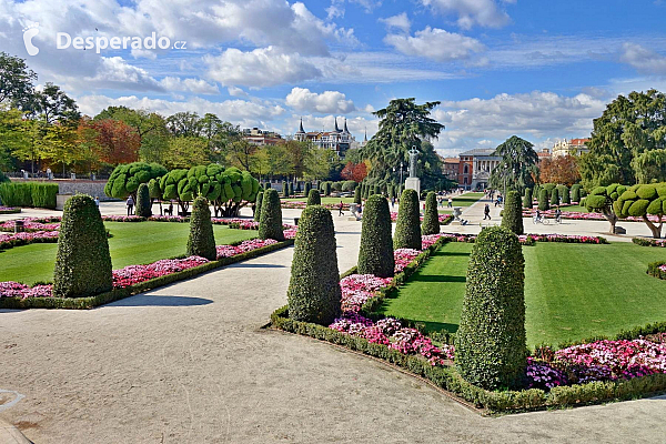 El Retiro Park v Madridu (Španělsko)