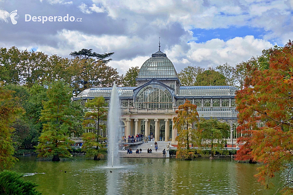 El Retiro Park v Madridu (Španělsko)