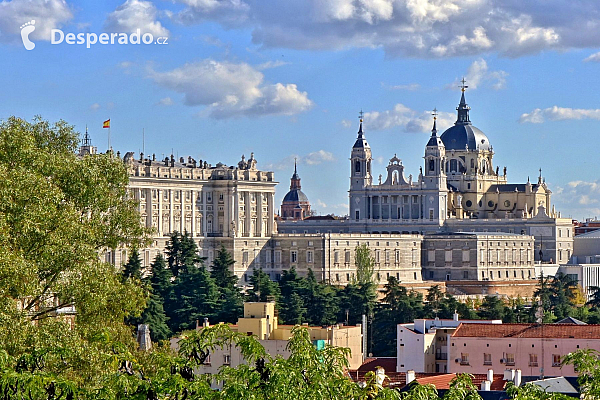 Královský palác v Madridu (Španělsko)