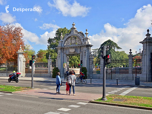 El Retiro Park v Madridu (Španělsko)