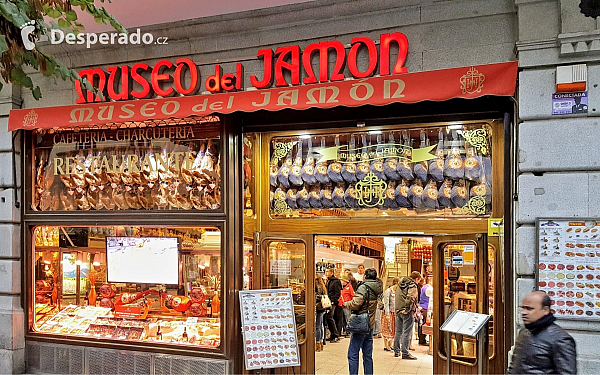 Museo de Jamon v Madridu (Španělsko)