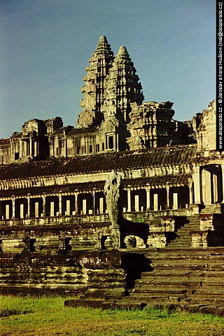 Chrámový komplex Angkor (Kambodža)