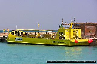 Jednou z turistických atrakcí Hurghady je i výlet lodí Seascope, která má upravené dno umožňující pohled na podmořský život.