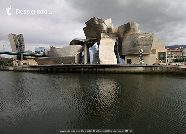 Guggenheimovo muzeum v Bilbao (Španělsko)