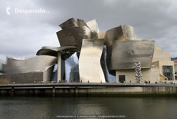 Guggenheimovo muzeum v Bilbao (Španělsko)