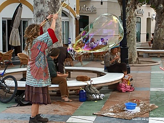 Dovolená a zábava v Nerja (video)