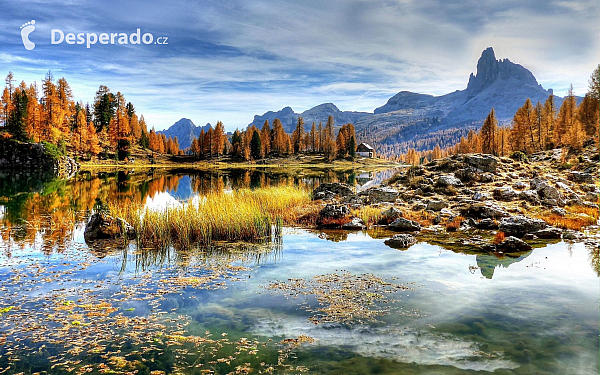 Horská krajina Dolomit (Itálie)