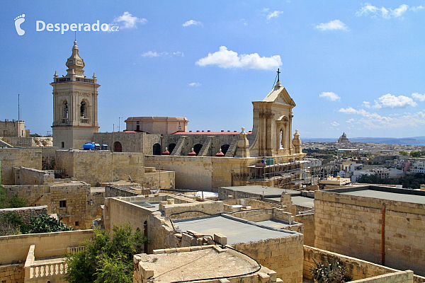 Hlavní město Victoria na ostrově Gozo (Malta)