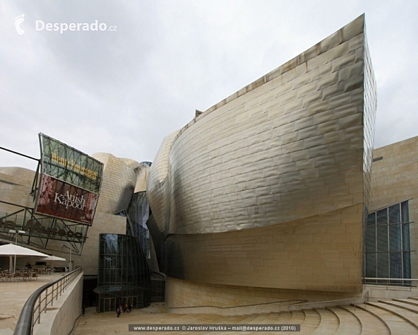 Guggenheimovo muzeum v Bilbao (Španělsko)