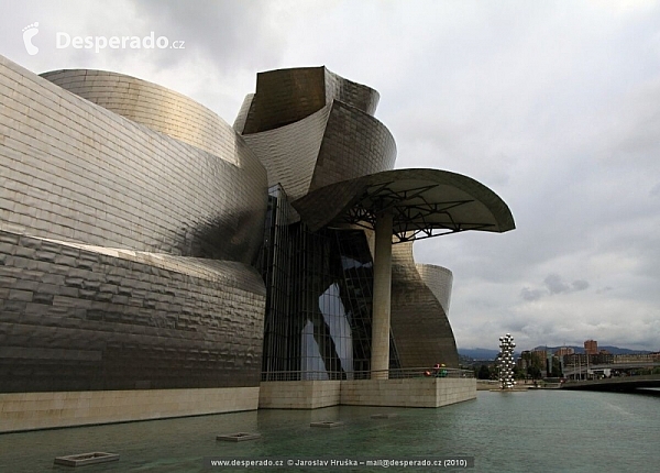 Guggenheimovo muzeum v Bilbao (Španělsko)