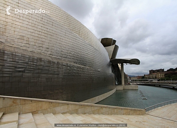 Guggenheimovo muzeum v Bilbao (Španělsko)