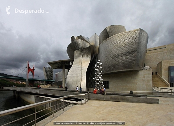 Guggenheimovo muzeum v Bilbao (Španělsko)