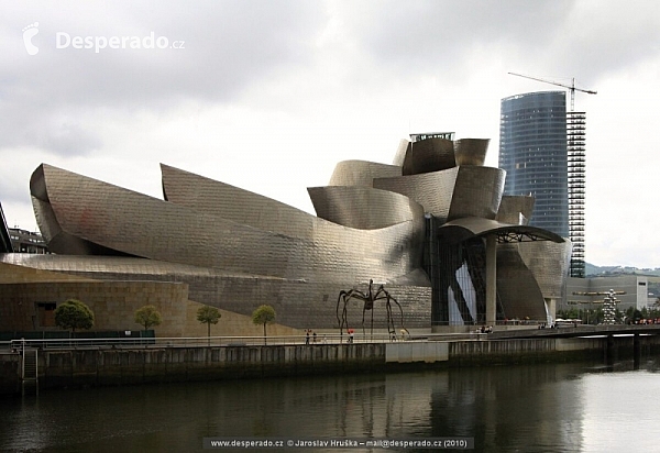 Guggenheimovo muzeum v Bilbao (Španělsko)