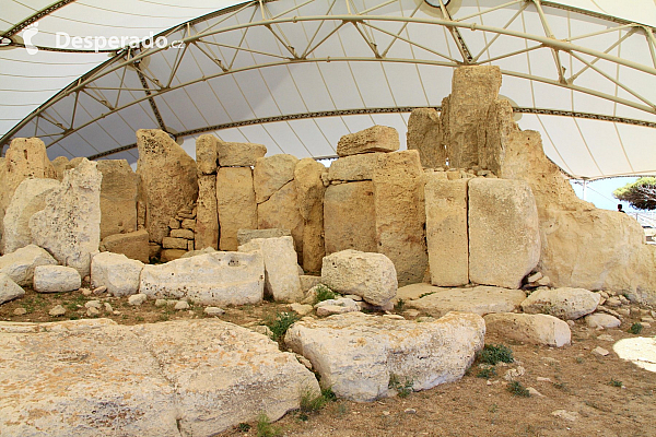 Pravěký chrám Hagar Qim (Malta)