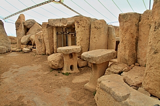 Pravěký chrám Hagar Qim (Malta)