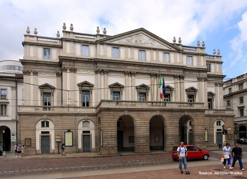 Operní scéna La Scala v Milánu (Itálie)