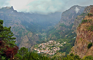 Curral das Freiras (ostrov Madeira - Portugalsko)
