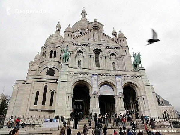 Bazilika Sacré Coeur de Montmartre v Paříži (Francie)