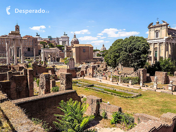 Forum Romanum v Římě (Itálie)