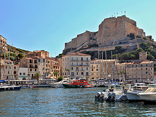 Bonifacio - nejmalebnější město Korsiky
