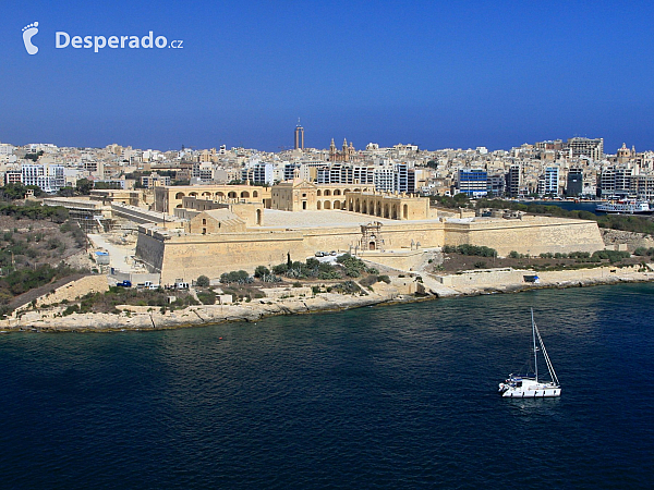 Manoel Island a pevnost Manoel Fort (Malta)