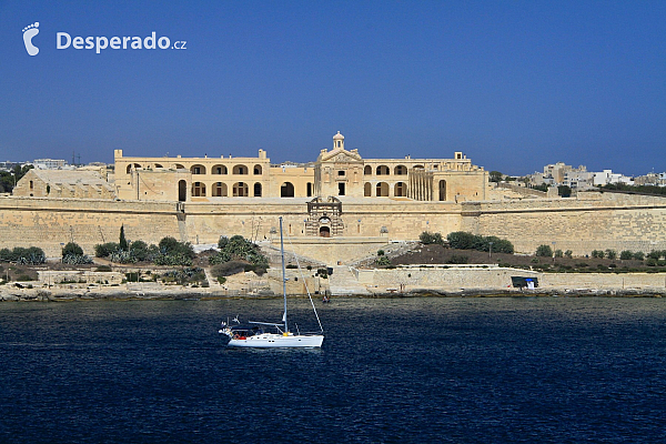 Manoel Island a pevnost Manoel Fort (Malta)