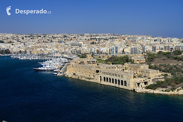 Manoel Island a pevnost Manoel Fort (Malta)