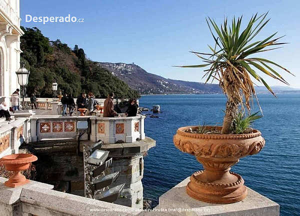 Zámek Il Castello di Miramare v Trieste (Itálie)