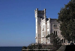 Zámek Il Castello di Miramare v Trieste (Itálie)
