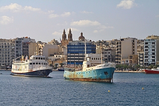 Pohled na Sliemu z lodě (Malta)