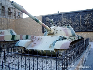 Tank T-55 ve vojenském muzeu v Káhiře (Egypt)