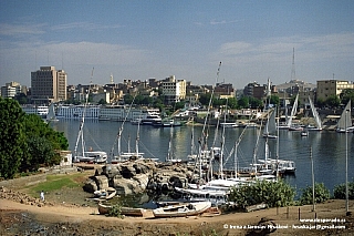 Řeka NIl v Asuánu (Egypt)