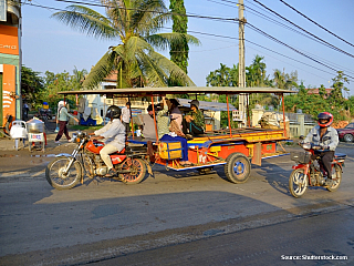 Kambodža - Ubytování a doprava