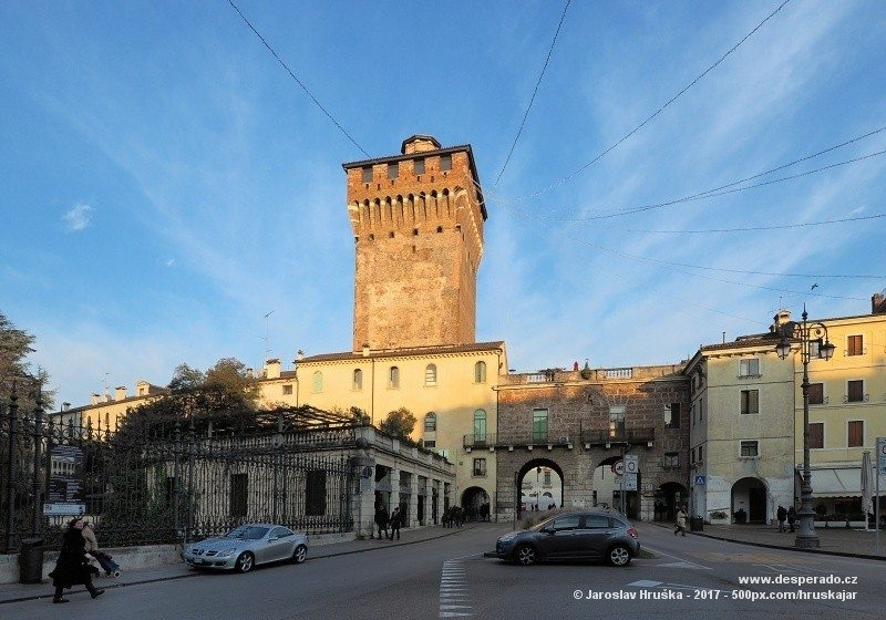 Torre di Castello ve Vicenza (Itálie)