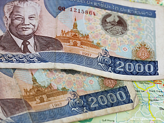 Bankovky (Laos)