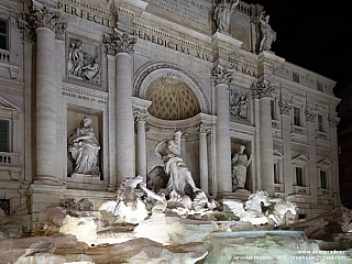 Fontana di Trevi v Římě