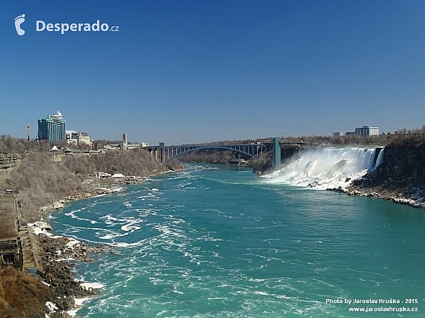 Niagarské vodopády (Kanada)