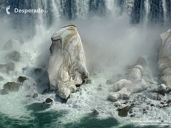 Niagarské vodopády (Kanada)