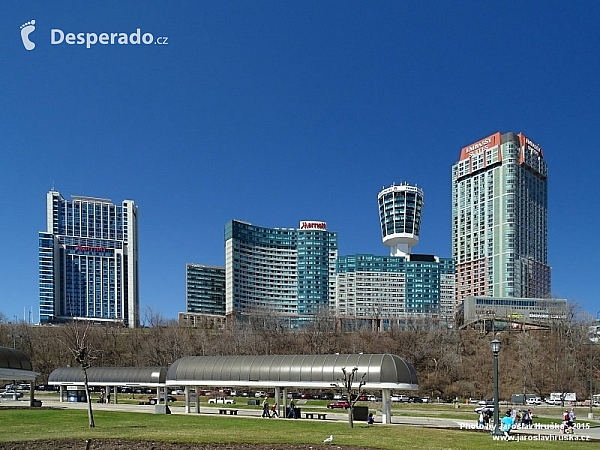 Niagarské vodopády (Kanada)