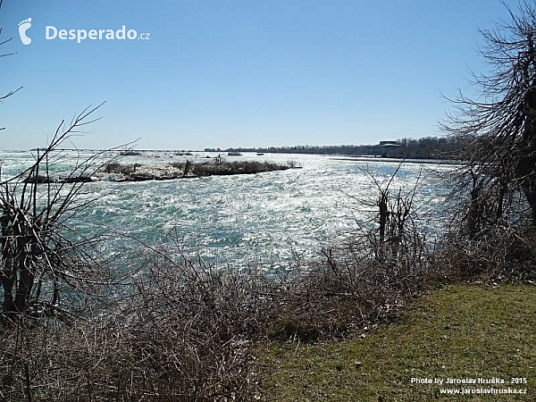 Niagarské vodopády (Kanada)