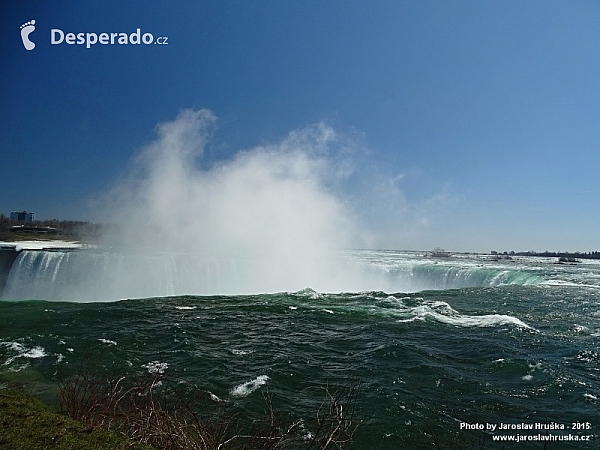 Niagarské vodopády (Kanada)