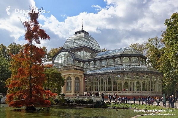 Park Retiro (Parque del Buen Retiro) v Madridu (Španělsko)