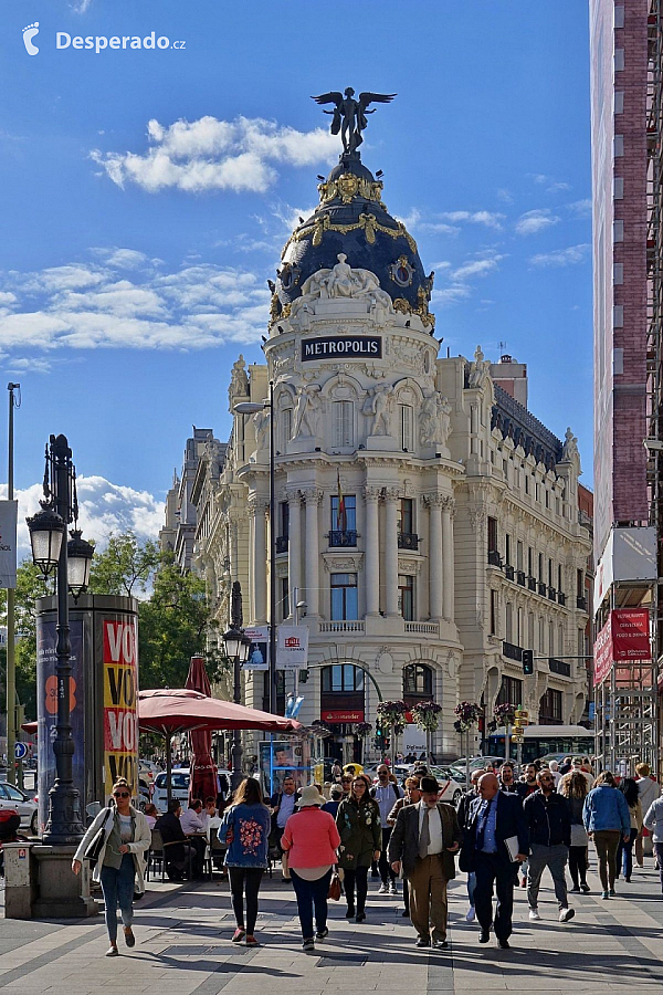 Gran Vía v Madridu (Španělsko)